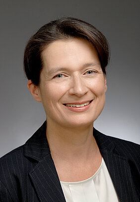 Schmieding Birgit 16 Mail(1)